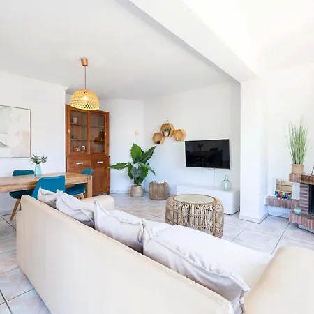 Holiday home Casa Majasol Marbella, 50 Mts De La Playa Marbella